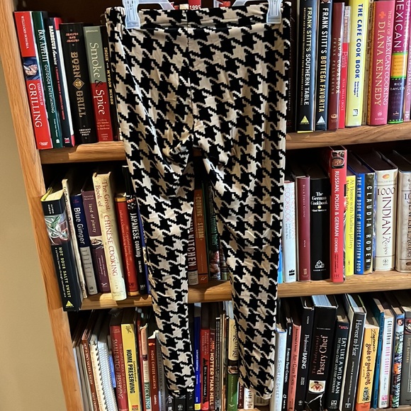 Houndstooth leggings unbranded size small - Picture 2 of 2